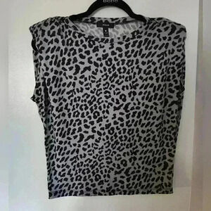 Aqua animal print padded shoulder tee shirt size xs #92